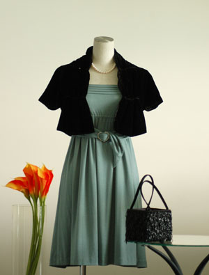 L Est Rose レストローズ のドレス レンタルドレス専門店シドレスタッフのブログ